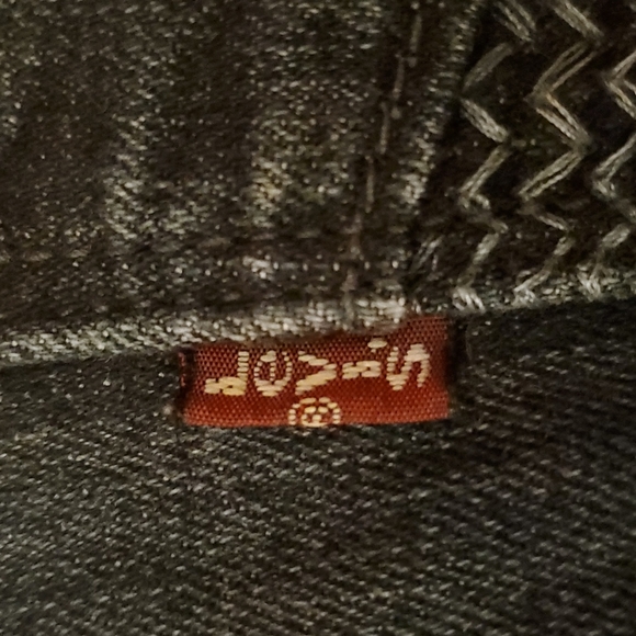 Levi's San Francisco Slight Curve Classic Straight Leg Women's Jeans - Size 12M - Picture 13 of 13